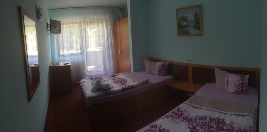 Hotel Le Baron Timisoara Exterior photo